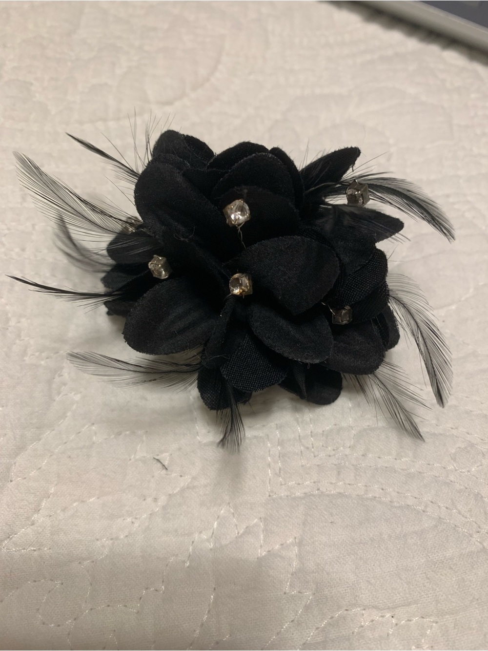 Black Floral Feather Hair Clip with Rhinestone Accents